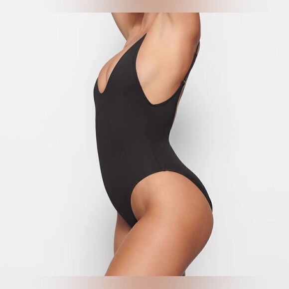SKIMS scoop neck recycled swim one piece Onyx XS. NWT - Picture 8 of 10